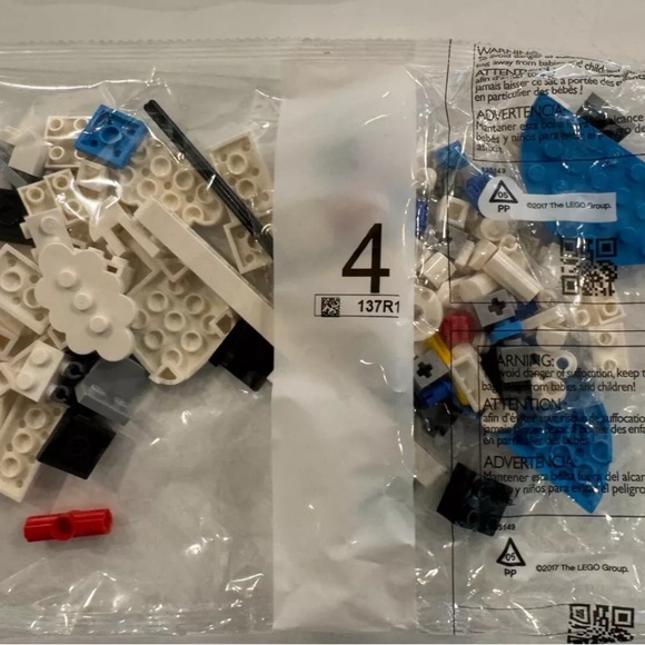 Lego Super Mario-Lakitu Sky World Expansion Set (Factory Sealed Bags 4 & 5 ONLY) - Picture 2 of 12